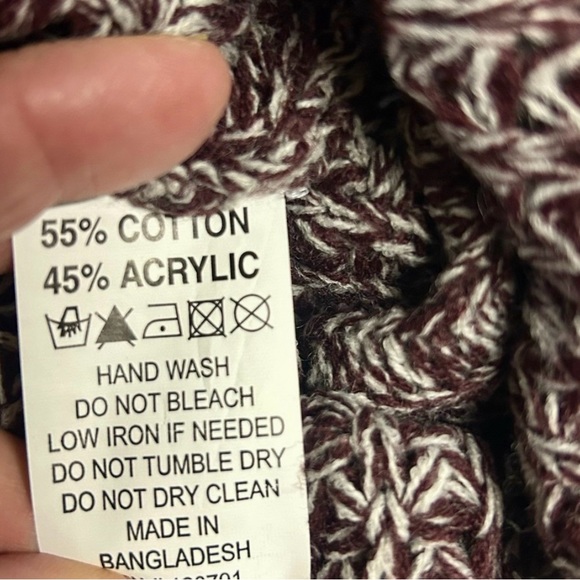 True Rock NWT Large Knit Cardigan Sweater Dark Red Burgundy White Button Down - Picture 7 of 7